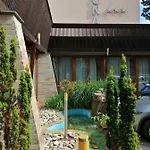Hotel Korona 3*