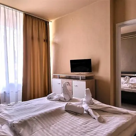 מלון Korona 3*