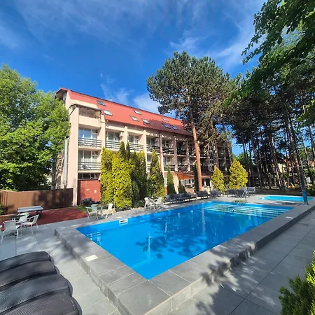 Korona Hotel 3*