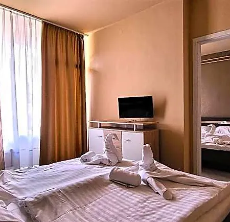Korona Hotel 3*