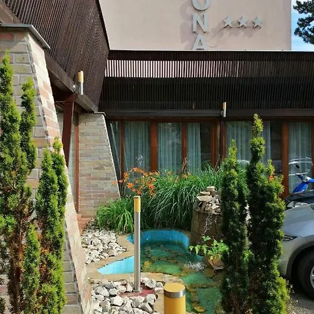 Szálloda Korona 3*